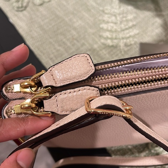 Marc Jacobs Vegan Leather Double-Zip Crossbody - Picture 11 of 16